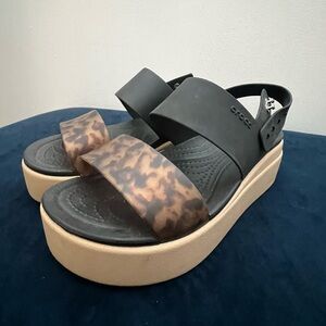Crocs Brooklyn Wedges